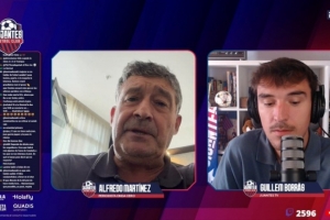体育评论员：在当今足坛，梅西与亚马尔堪称顶级球星，他们有望扭转战局