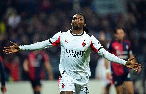 记者：维拉将调整交易条件以满足米兰要求，莱奥至少700万欧年薪